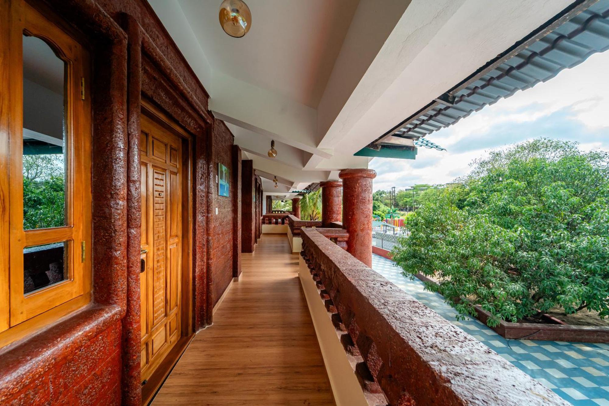 Treebo Green Village Resort - Goa Maneri  Экстерьер фото